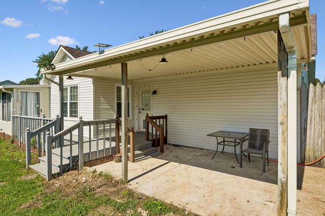 16 Delana Ave, Lawrenceburg, TN 38464