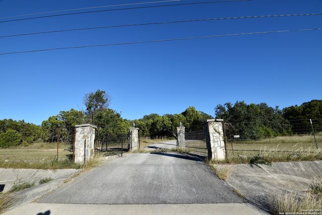 23770 BLANCO RD, San Antonio, TX 78260