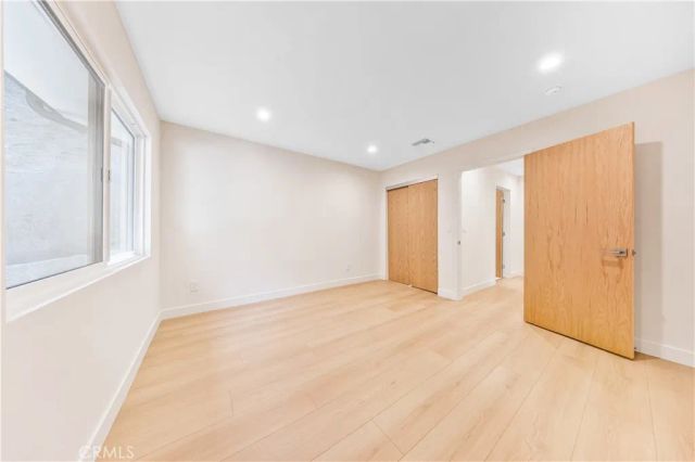 981 Glen Oaks Boulevard, Pasadena, CA 91105