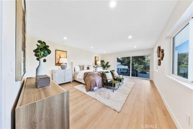 981 Glen Oaks Boulevard, Pasadena, CA 91105