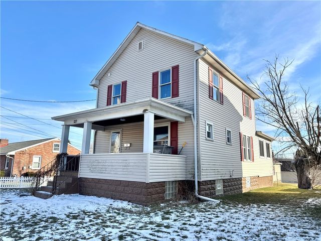 127 Hazel Ave, Ellwood City, PA 16117