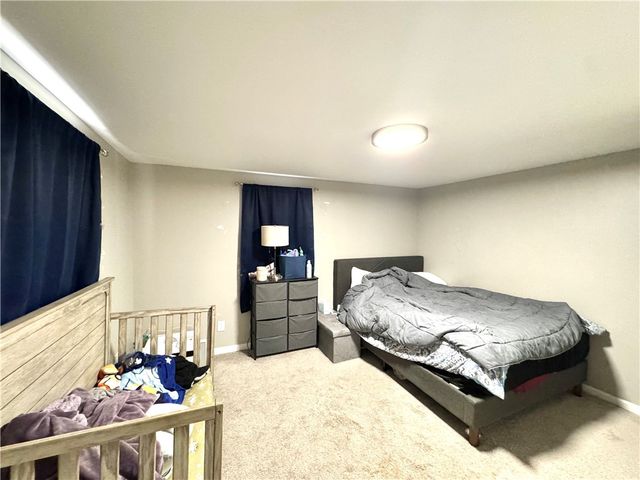 127 Hazel Ave, Ellwood City, PA 16117