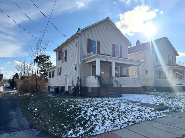 127 Hazel Ave, Ellwood City, PA 16117