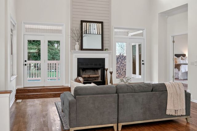 962 Indian Mound Dr, Mcminnville, TN 37110