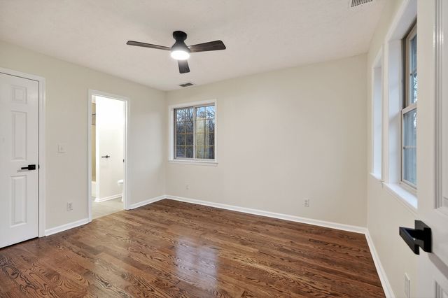 962 Indian Mound Dr, Mcminnville, TN 37110