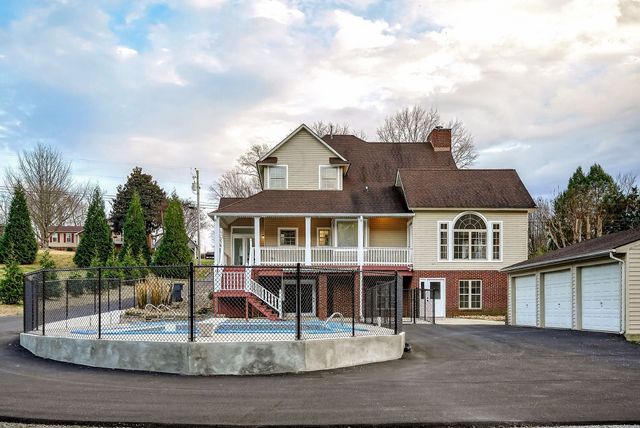 962 Indian Mound Dr, Mcminnville, TN 37110