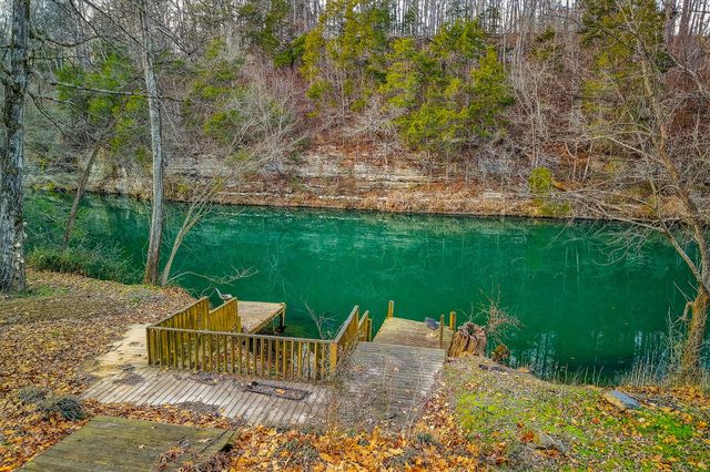 962 Indian Mound Dr, Mcminnville, TN 37110