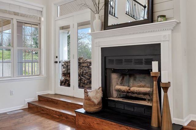 962 Indian Mound Dr, Mcminnville, TN 37110