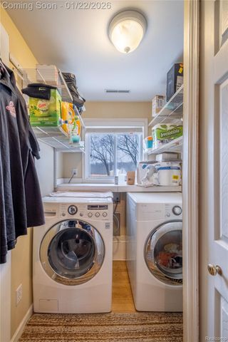 8221 Van Vleet Road, Gaines Township, MI 48436