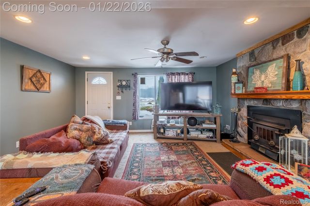 8221 Van Vleet Road, Gaines Township, MI 48436