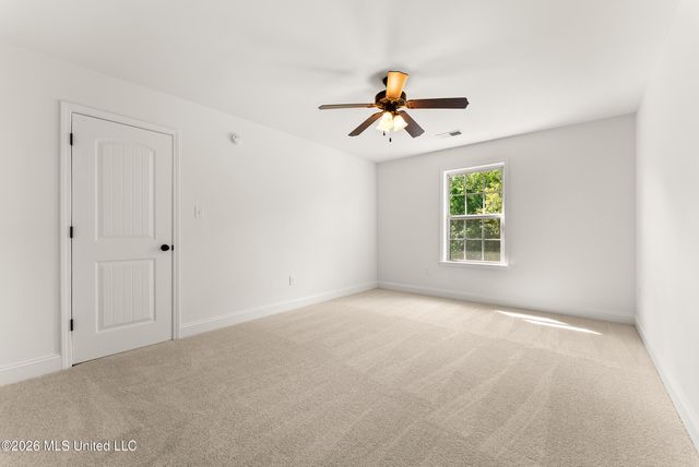 1919 Shady Wind Drive, Southaven, MS 38671