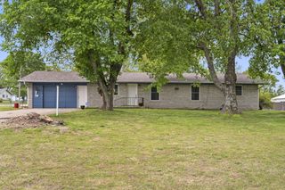 2875 South Madison Avenue, Aurora, MO 65605
