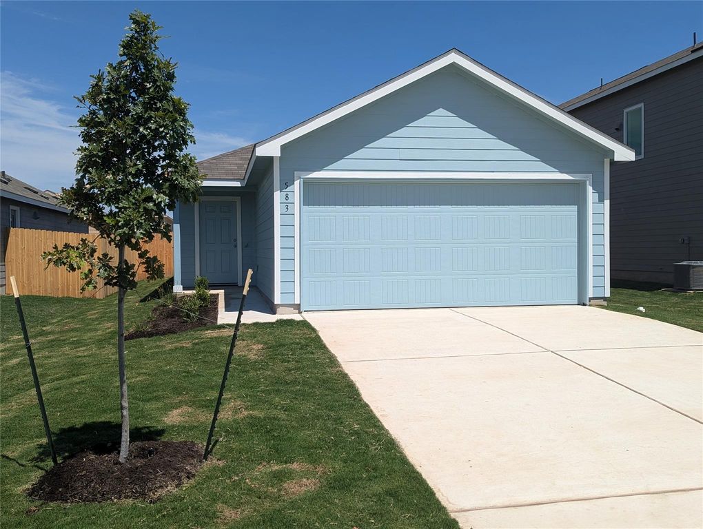 583 Commander Abbott DR, Jarrell, TX 76537