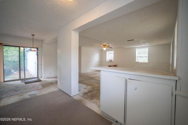 165 N CYPRESS Avenue, Green Cove Springs, FL 32043