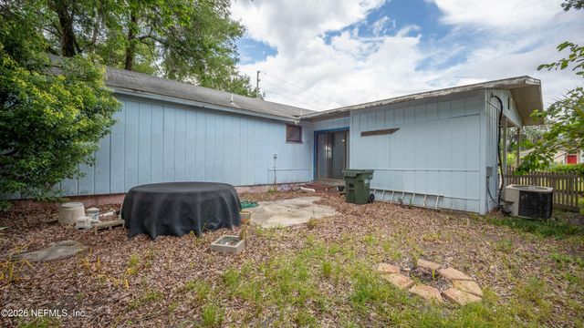 165 N CYPRESS Avenue, Green Cove Springs, FL 32043