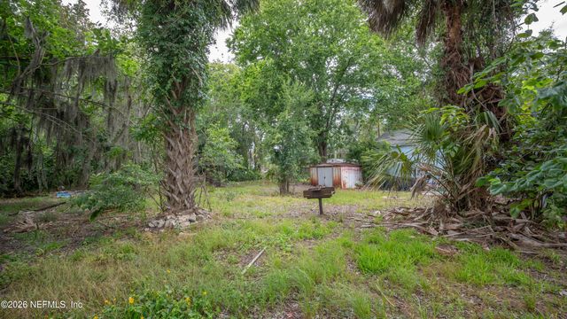 165 N CYPRESS Avenue, Green Cove Springs, FL 32043