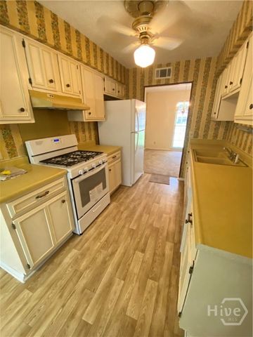 808 Jamestowne Road, Savannah, GA 31419