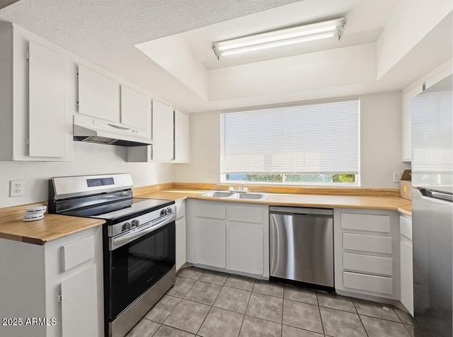 10820 N 16TH Avenue N 4, Phoenix, AZ 85029