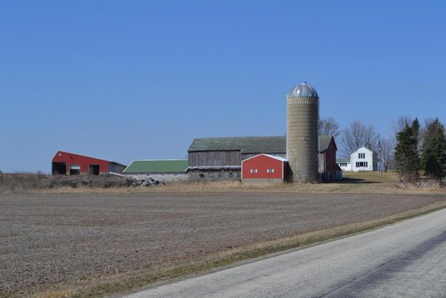 W11360 Raube ROAD, Brandon, WI 53919