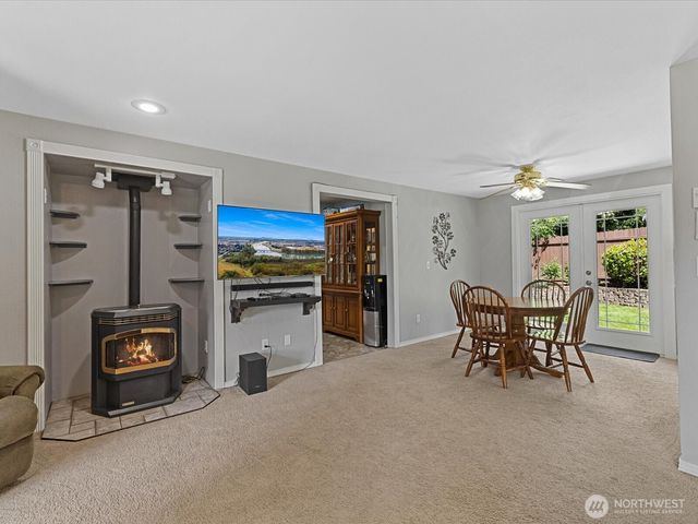 27616 NE 142nd Place, Duvall, WA 98019