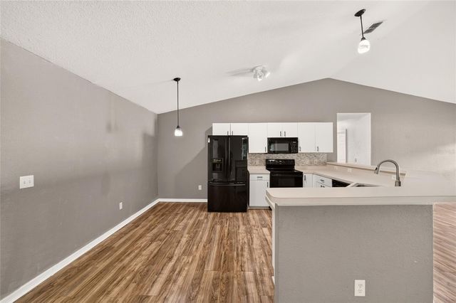 6481 NW 67TH TERRACE, Ocala, FL 34482