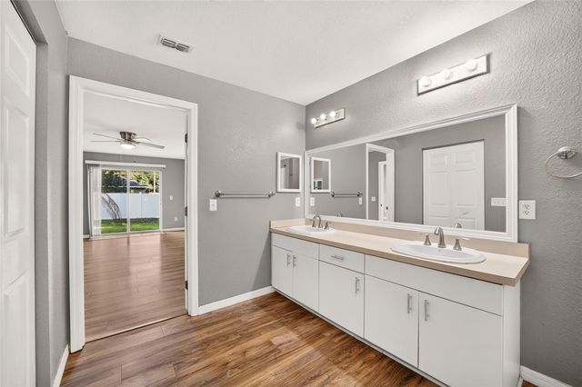6481 NW 67TH TERRACE, Ocala, FL 34482