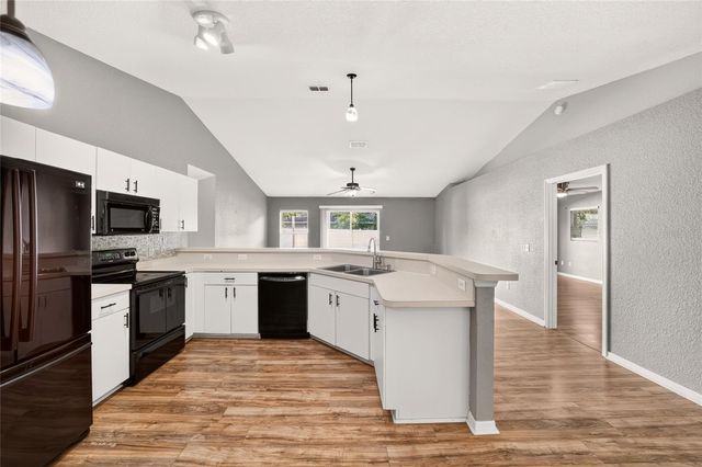 6481 NW 67TH TERRACE, Ocala, FL 34482