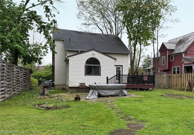 33 Henry Street, Berea, OH 44017