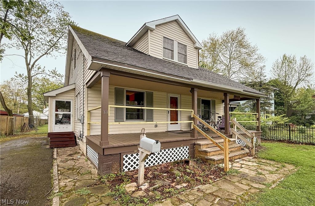 33 Henry Street, Berea, OH 44017