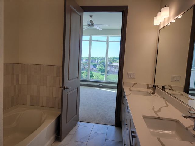 2700 Old Denton Road 4465, Carrollton, TX 75007