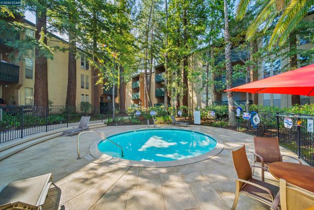 150 Sharene Ln 109, Walnut Creek, CA 94596