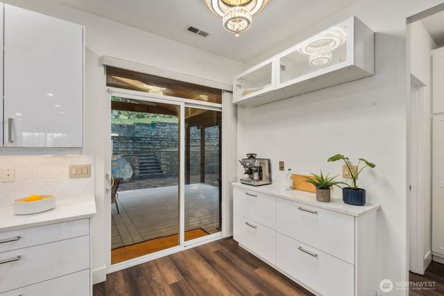 35121 SE Terrace Street, Snoqualmie, WA 98065