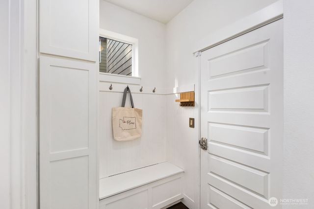 35121 SE Terrace Street, Snoqualmie, WA 98065