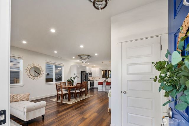 35121 SE Terrace Street, Snoqualmie, WA 98065