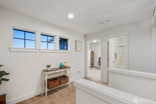 35121 SE Terrace Street, Snoqualmie, WA 98065