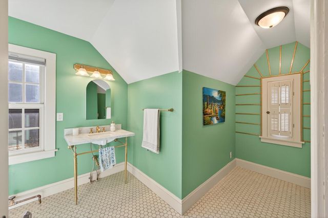 780 Delaware Avenue, Saint Paul, MN 55107