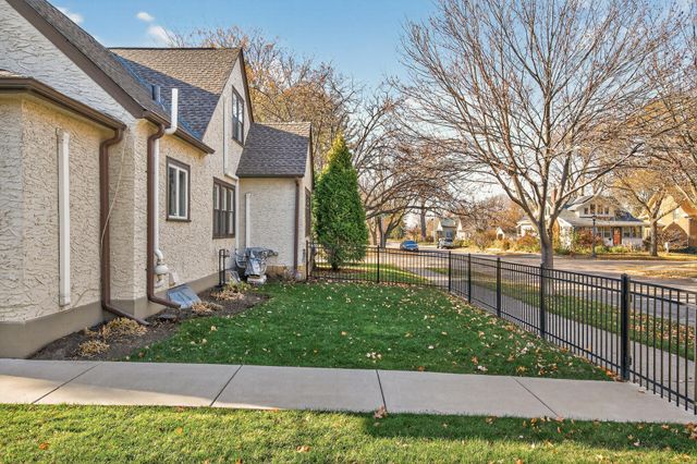 780 Delaware Avenue, Saint Paul, MN 55107