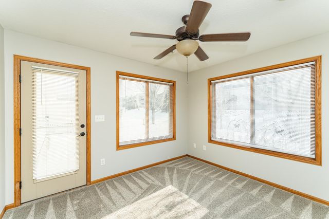 948 Southern Ridge Drive SW, Rochester, MN 55902