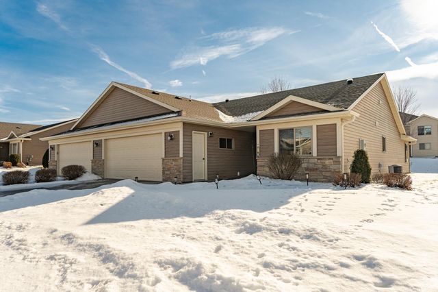 948 Southern Ridge Drive SW, Rochester, MN 55902