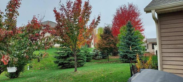 948 Southern Ridge Drive SW, Rochester, MN 55902