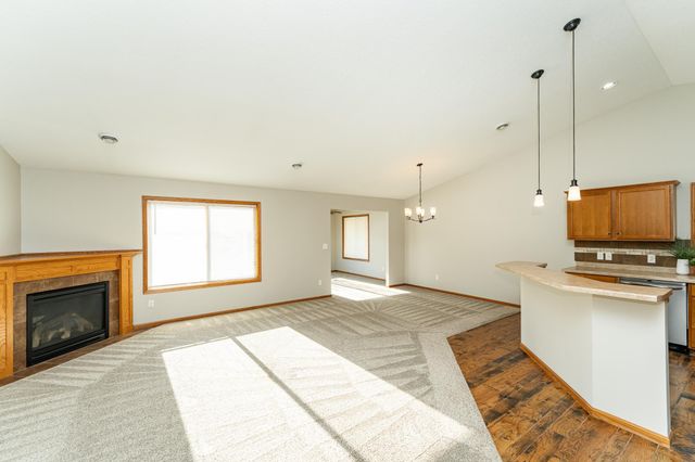 948 Southern Ridge Drive SW, Rochester, MN 55902