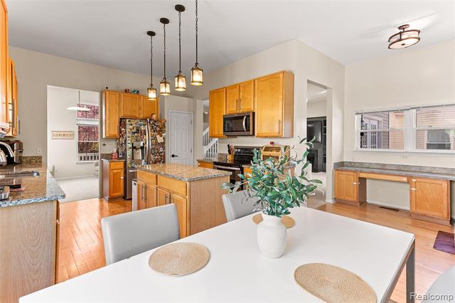 1484 Chapleau Drive, Ann Arbor, MI 48103