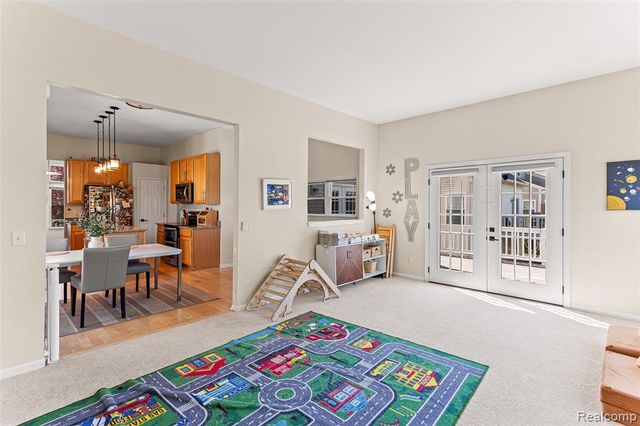 1484 Chapleau Drive, Ann Arbor, MI 48103