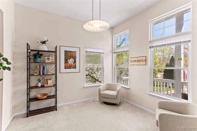 1484 Chapleau Drive, Ann Arbor, MI 48103