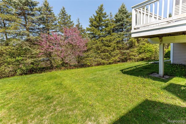 1484 Chapleau Drive, Ann Arbor, MI 48103
