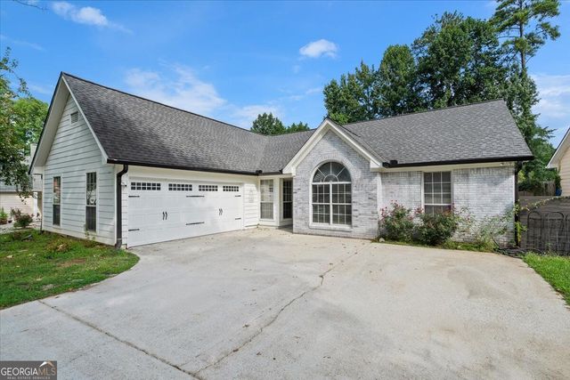 5235 Sterling Trace Court NW, Lilburn, GA 30047