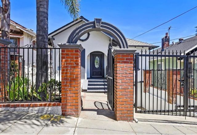 2036 E 20th Street, Oakland, CA 94606