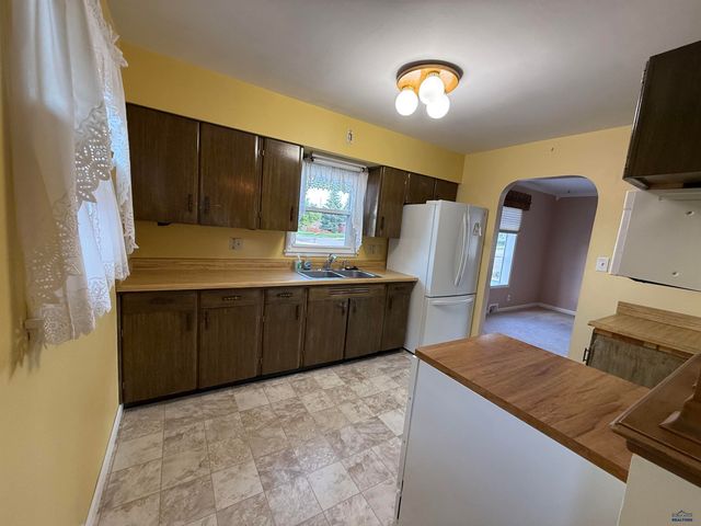 604 CLEVELAND, Rapid City, SD 57701