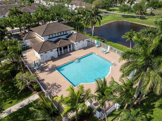 11406 NW 76th Terrace 11406, Doral, FL 33178