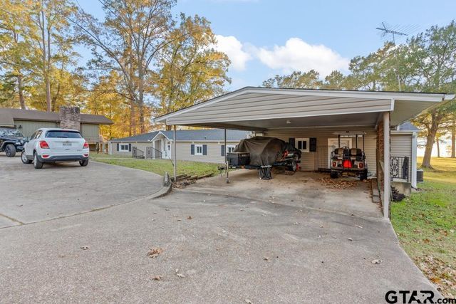 526 Shadywood Lane, Avinger, TX 75630